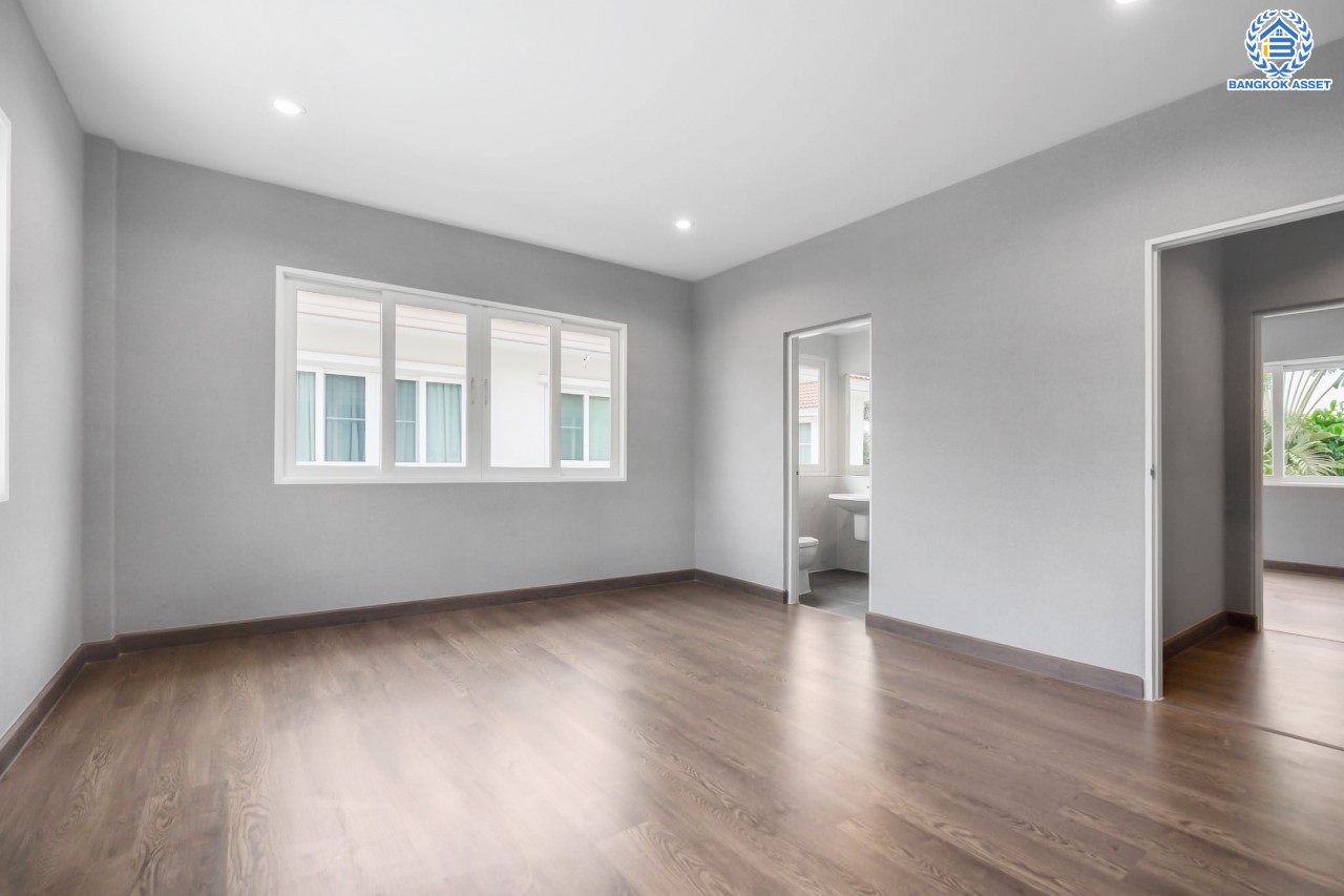 บ้านมือสองตกแต่งใหม่ ม.คาซ่าแกรนด์ ชัยพฤกษ์-แจ้งวัฒนะ แบรนด์ Q.House หลังใหญ่ เนื้อที่ 72 ตร.ว. ฟังก์ชันจัดเต็ม 3 ห้องนอน 4 ห้องน้ำ 1 ห้องแม่บ้าน 2 ที่จอดรถ ตอบโจทย์ทุกการเดินทาง บนทำเลใกล้เซ็นทรัลฯ และจุดขึ้นทางด่วน "แจ้งวัฒนะ" และรถไฟฟ้าสายสีชมพู...